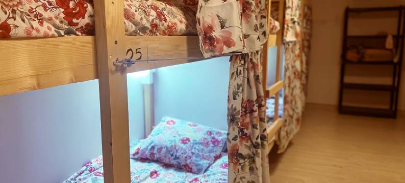 Unique City Hostel 100 Meters from Beach图片