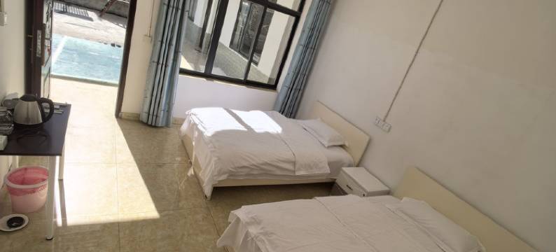 雨山前客栈(中国熊猫大道2号分店)图片