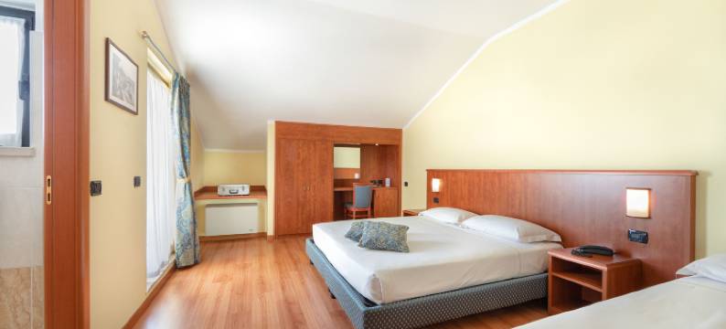 波斯托伊纳酒店(Hotel Postumia)图片