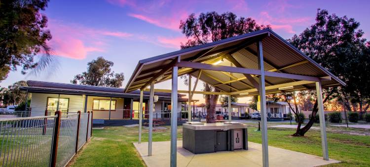 NRMA Yarrawonga 穆尔瓦拉度假公园(Nrma Yarrawonga Mulwala Holiday Park)图片