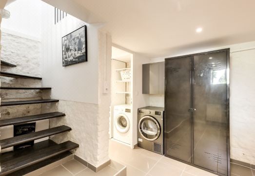 Loft Fraternité Hotel Overview