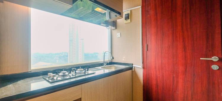 小巧简易的Saladdin Mansion公寓工作室(Compact and Simple Studio Apartment at Saladdin Mansion)图片