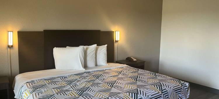 达拉斯莱克杰克逊 6 号公寓(Studio 6 Lake Jackson, TX)图片