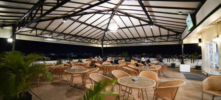 帕朗卡拉亚 M 巴哈拉酒店(M Bahalap Hotel)图片