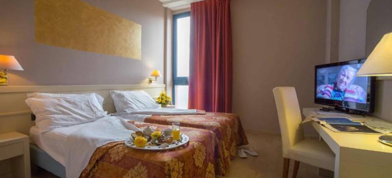 欧罗酒店(Euro Hotel)图片