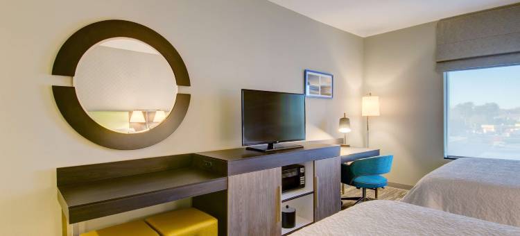 波士顿斯托顿欢朋套房酒店(Hampton Inn & Suites Boston/Stoughton)图片