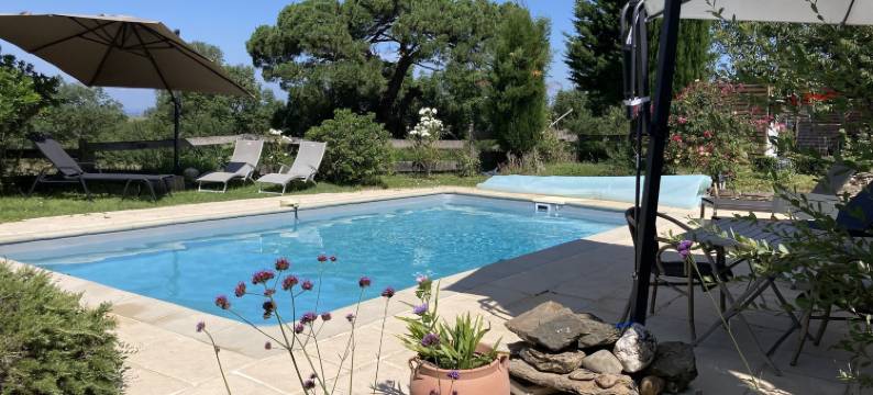 哈姆陶尔家庭旅馆(Maison d'Hôtes Hameau de Taur)图片