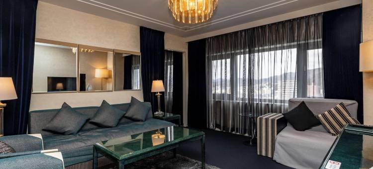 世纪广场酒店(Century Plaza Hotel)图片