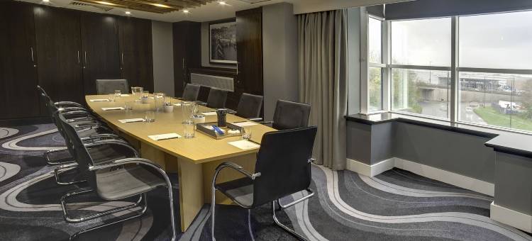 桑德曼标记伦敦盖特威克酒店(Sandman Signature London Gatwick Hotel)图片