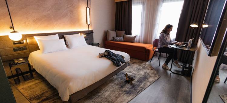 巴黎叙雷纳尼隆尚诺富特酒店(Novotel Paris Suresnes Longchamp)图片