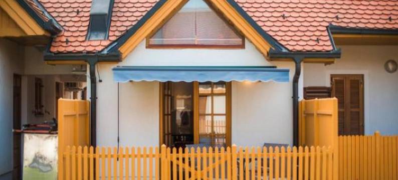 Golf Apartment = 高尔夫公寓(Golf Apartment)图片