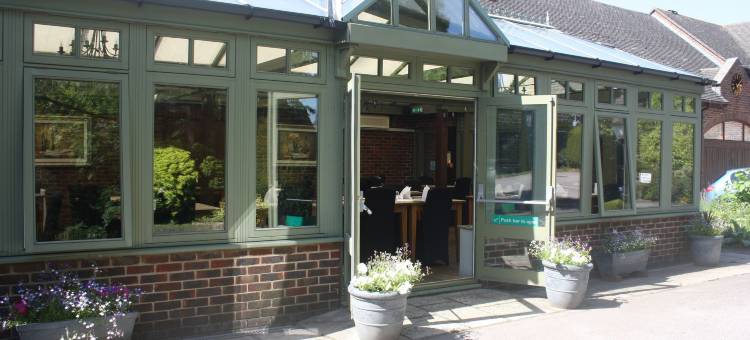 沼泽农场酒店(Marsh Farm Hotel)图片