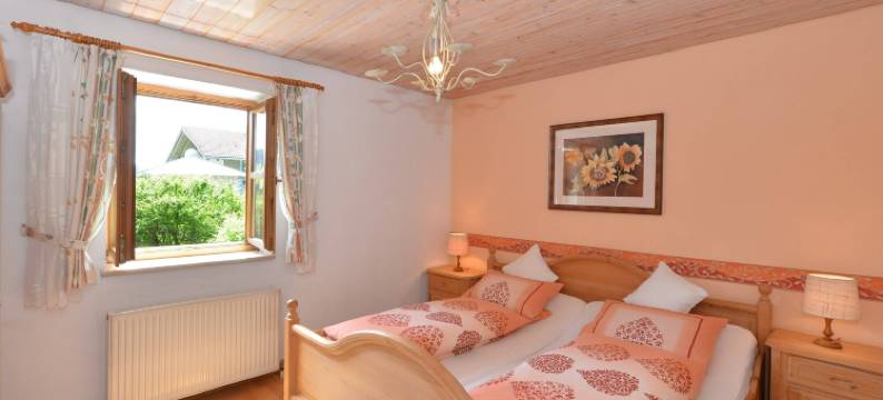 拥有花园的巴伐利亚艾森施泰因公寓(Wohnung in Bayerisch Eisenstein Mit Garten)图片