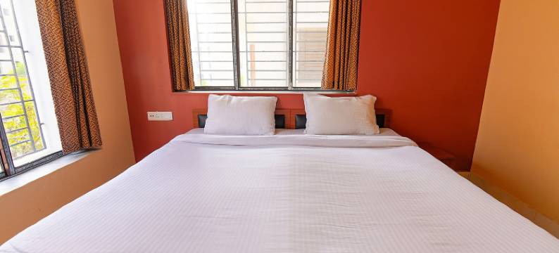 Fabhotel阿马拉贾旅馆(FabHotel Amar Raj Inn - Nr Newtown Bus Stand')图片