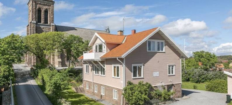 艾瓦罗他弗加贝卡住宿别墅酒店(Villa Evalotta Logi I Fjällbacka)图片