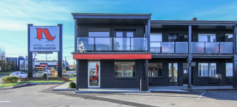 诺曼丁阿尔玛汽车旅馆(Hôtel-Motel Normandin Alma)图片
