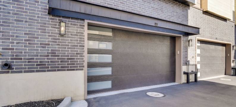 带阳台的现代化普罗沃市中心联排别墅！(Modern Downtown Provo Townhome w/ Balcony!)图片