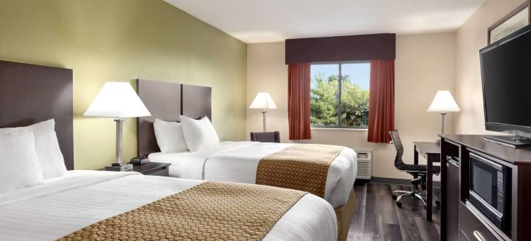 门罗呗盟套房酒店(Baymont by Wyndham Monroe)图片