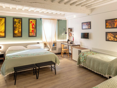 杜乔·纳奇客房 - 客栈