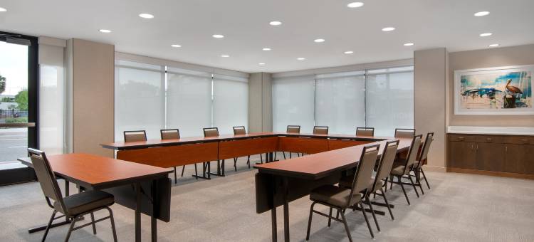 希尔顿杰克逊维尔市中心惠庭套房酒店(Home2 Suites by Hilton Jacksonville Downtown)图片