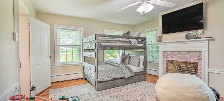 高档乡村住宅，设有火坑，在Taneytown！(Upscale Country Home w/ Fire Pit in Taneytown!)图片