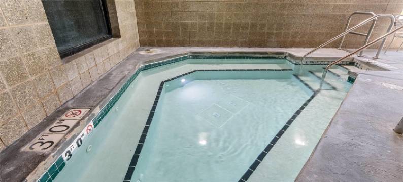 格林贝东美吟温德姆酒店(AmericInn by Wyndham Green Bay East)图片