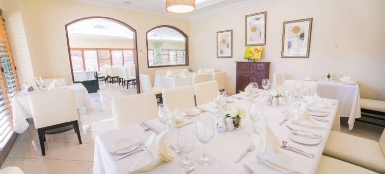 考特利套房酒店(Courtleigh Hotel & Suites)图片