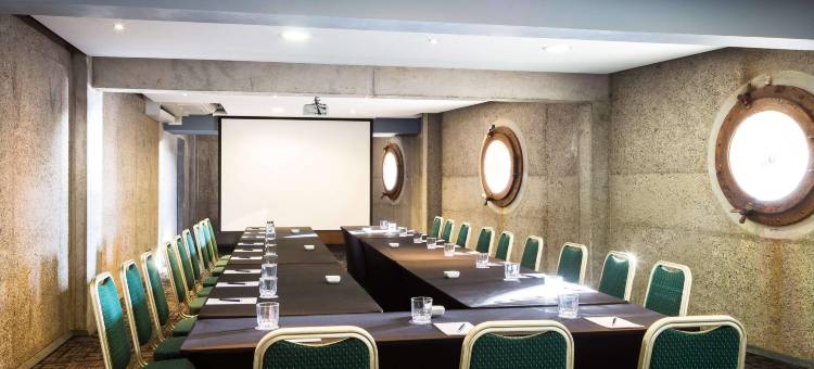 阿克奎雅康康丽笙蓝光水疗酒店(Radisson Blu Acqua Hotel and Spa Concon)图片