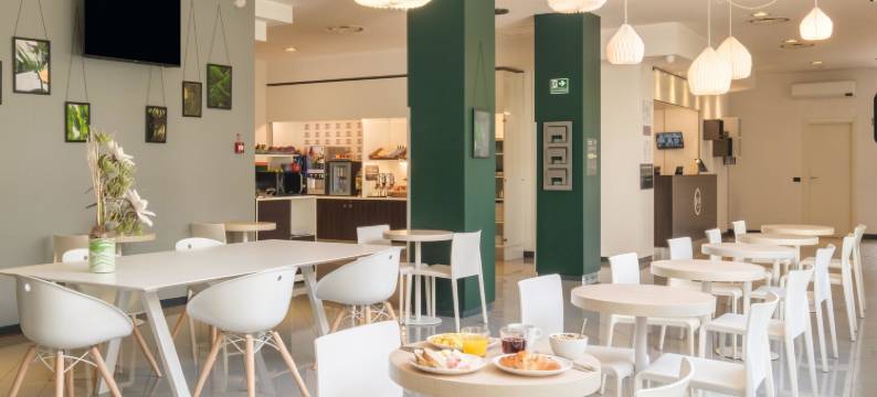 法恩扎B&B民宿(B&B Hotel Faenza)图片