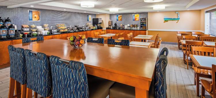 Cape Cod Hotel图片