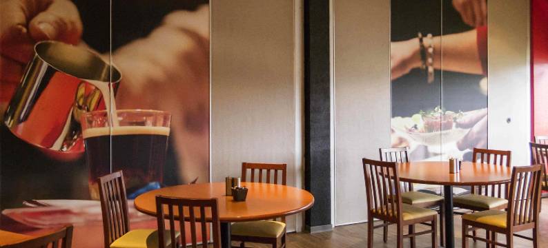 宜必思埃格勒通酒店(Ibis Egletons)图片