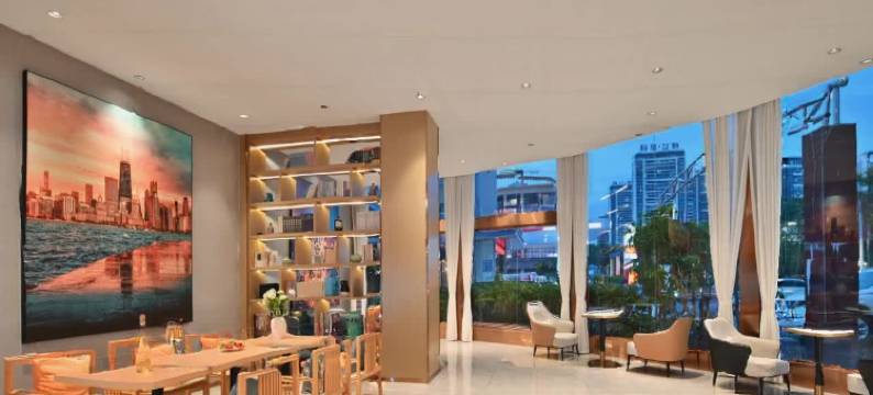 南宁丽呈睿轩酒店(广西大学动物园地铁站店)图片