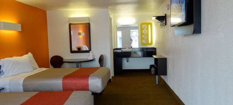 伊利6号汽车旅馆(Motel 6 Erie, PA)图片