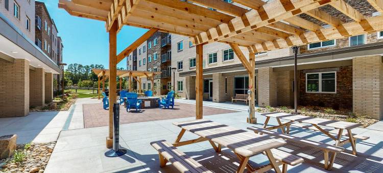 温德姆沃特沃克长住酒店 - 罗利研究三角园区(WaterWalk Extended Stay by Wyndham - Raleigh Research Triangle Park)图片