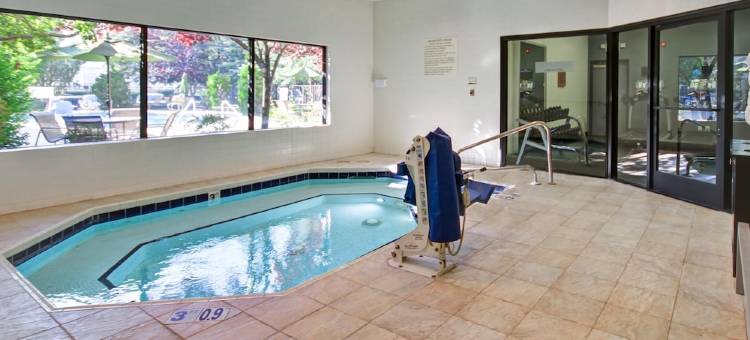 费拉格尔斯塔夫希尔顿逸林酒店(DoubleTree by Hilton Flagstaff)图片