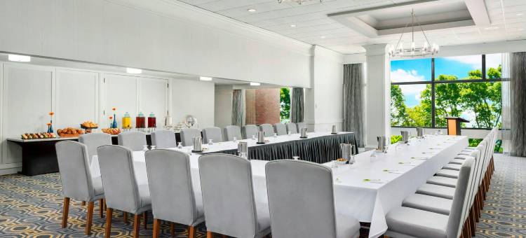 波士顿剑桥万怡酒店(Courtyard by Marriott Boston Cambridge)图片