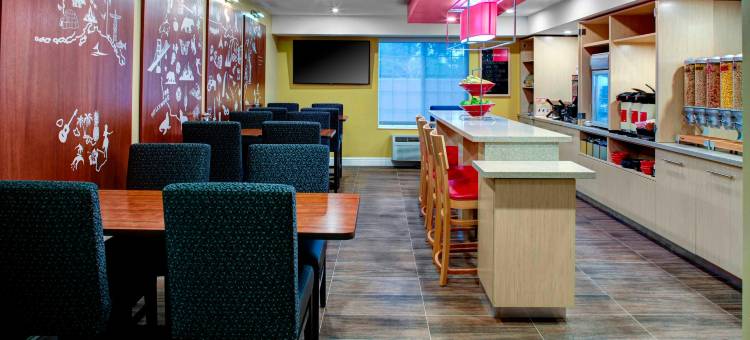 弗雷斯诺万豪TownePlace酒店(TownePlace Suites Fresno)图片