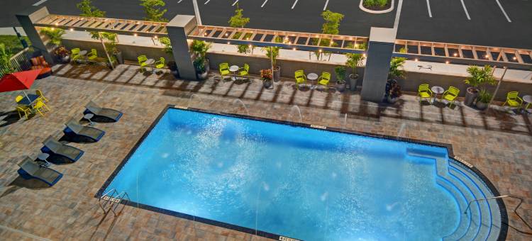 希尔顿惠庭套房酒店迈尔斯堡Colonial大道(Home2 Suites by Hilton Fort Myers Colonial Blvd)图片