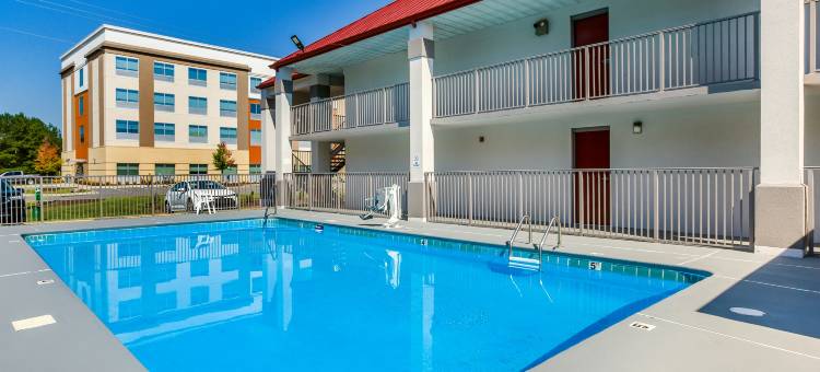 红顶酒店-费耶特维尔95号州际公路(Red Roof Inn Fayetteville I-95)图片