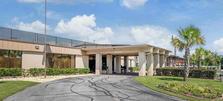 贝斯特韦斯特十字路口酒店(Best Western Crossroads Inn)图片