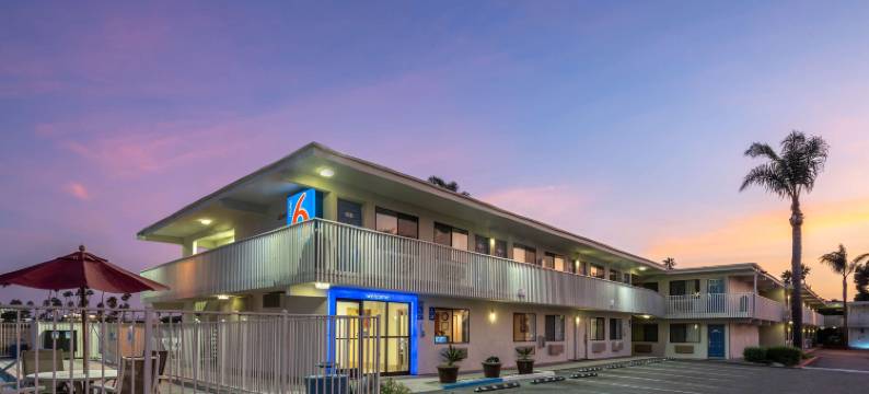 本图拉海滩6号汽车旅馆(Motel 6 Ventura, CA - Beach)图片