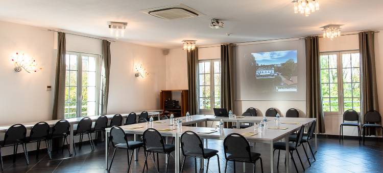 罗吉斯_拉萨皮尼埃酒店餐厅(Logis - Hotel Restaurant la Sapinière)图片