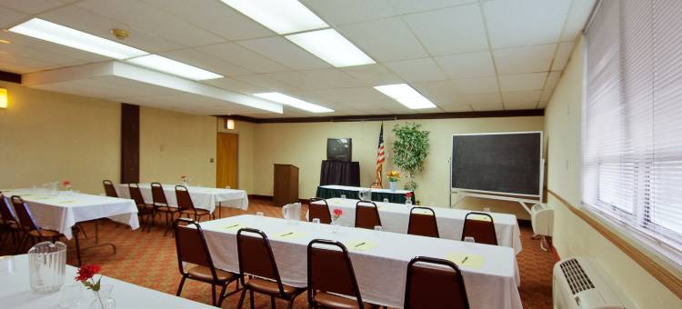 Travelodge by Wyndham Cleveland Airport图片