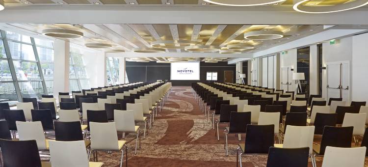 华沙中心诺富特酒店(Novotel Warszawa Centrum)图片