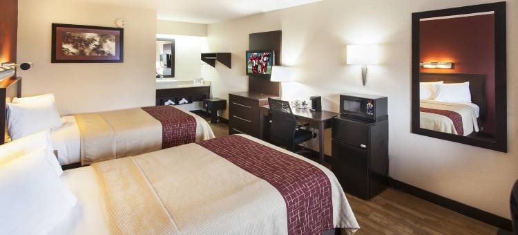 费城机场红顶Plus酒店(Red Roof Plus+ Philadelphia Airport)图片