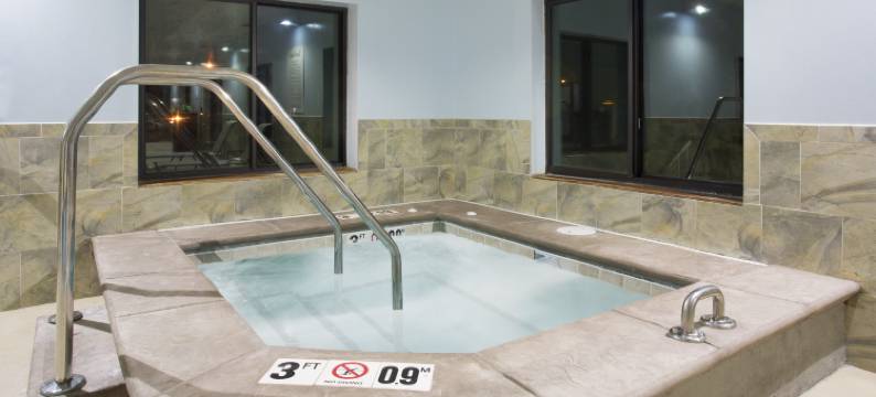 美国肯考迪亚81号智选假日套房酒店(Holiday Inn Express & Suites Concordia US 81 by IHG)图片