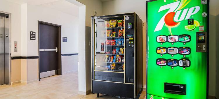 得克萨斯布达 6 号开放式公寓酒店(Studio 6 Buda, TX)图片