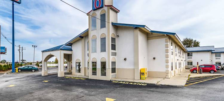 乌尔班纳 6 号汽车旅馆(Motel 6 Urbana, IL)图片