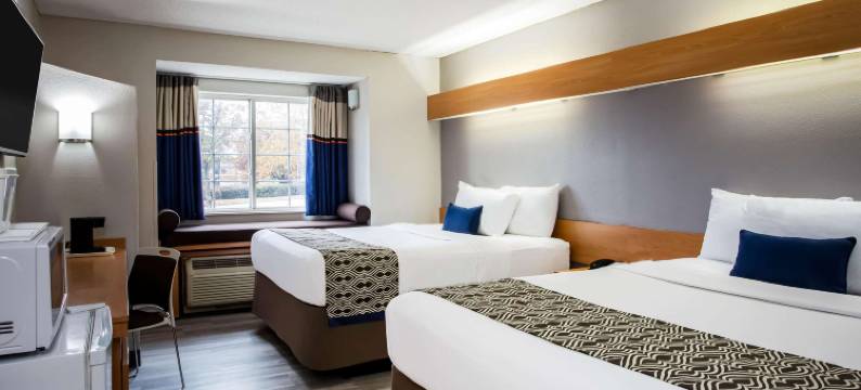 南派恩斯/派恩赫斯特温德姆麦客达套房酒店(Microtel Inn & Suites by Wyndham Southern Pines / Pinehurst)图片