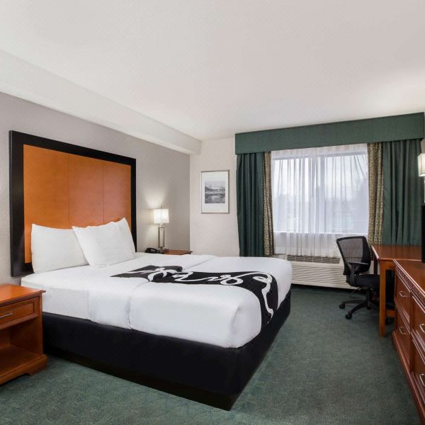 埃弗里特拉昆塔温德姆酒店(La Quinta Inn by Wyndham Everett)图片